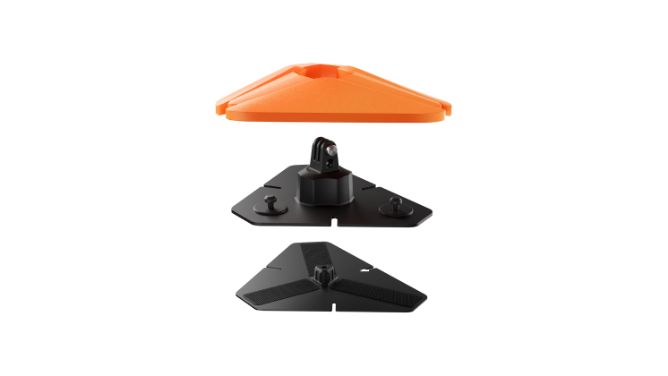 Parts of the Insta360 floating surfboard mount